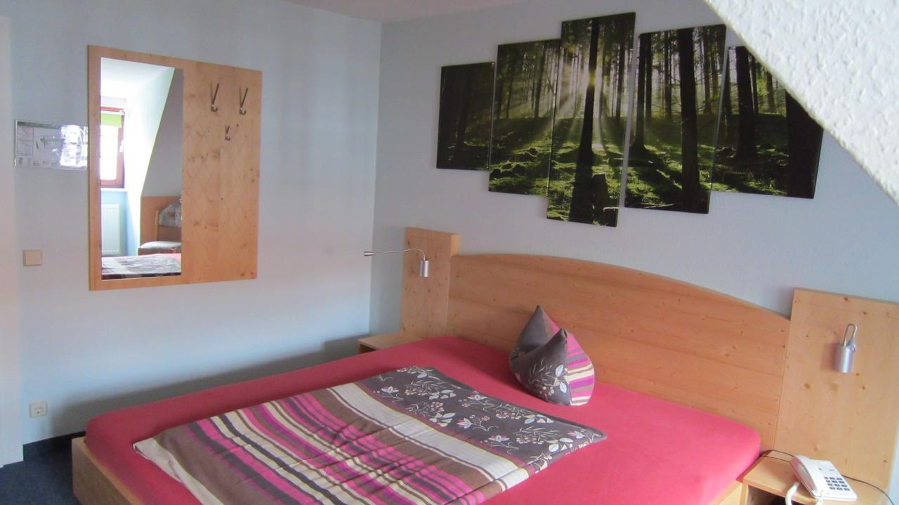Hotel Zum Schwarzen Baer Hermsdorf  Zewnętrze zdjęcie